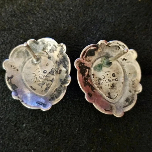 Intricate Vintage Native American Navajo Turquoise QT Sterling Silver Earring - Picture 2 of 6